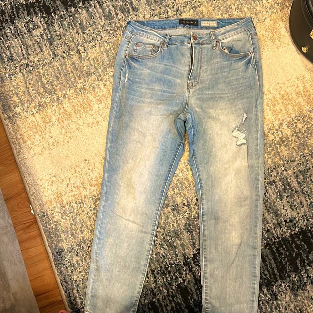 Aeropostale high waisted cropped jeggings. Size 12